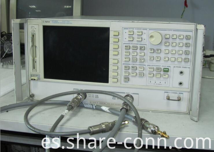 Conjunto de cables MMCX. MMCX cable assembly.